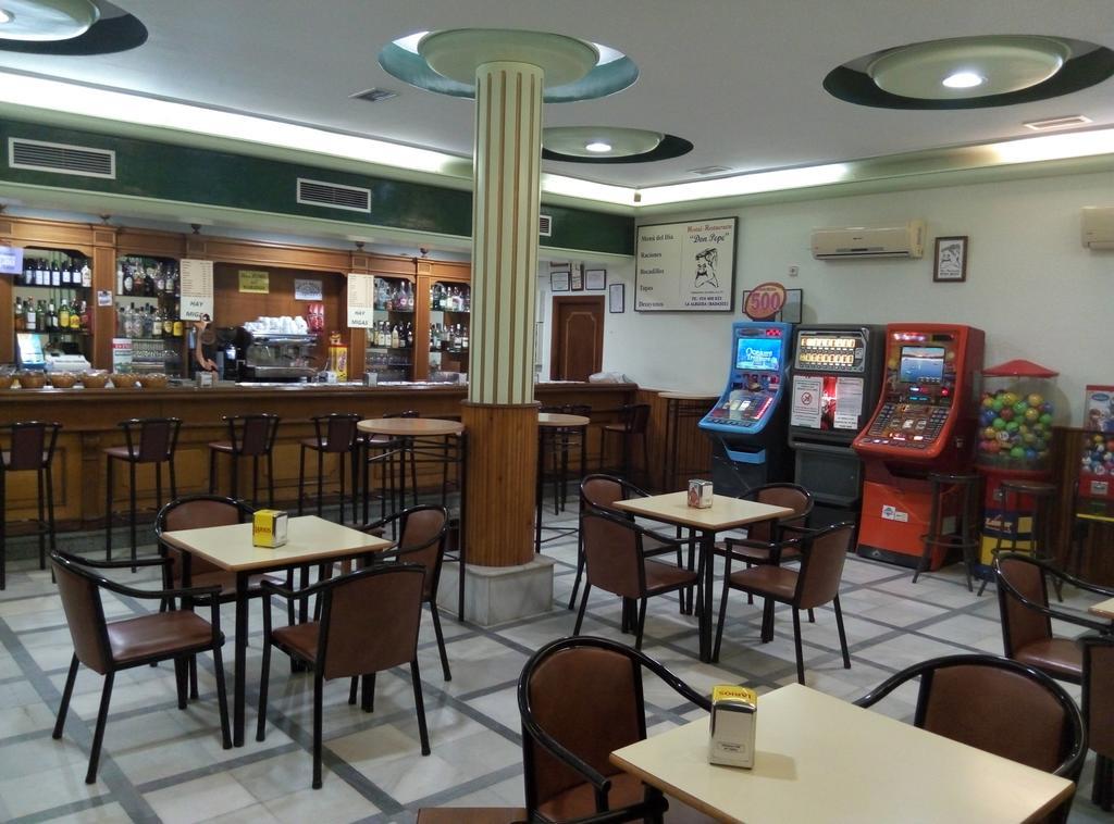 Hostal Don Pepe La Albuera Εξωτερικό φωτογραφία