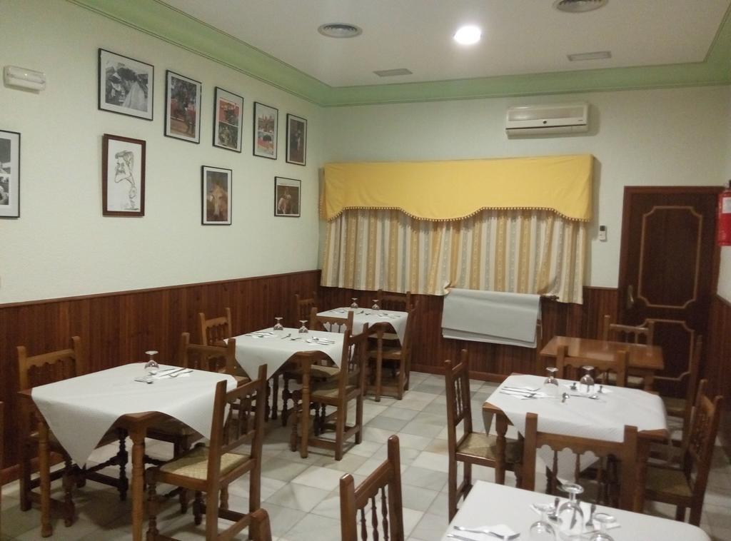 Hostal Don Pepe La Albuera Εξωτερικό φωτογραφία